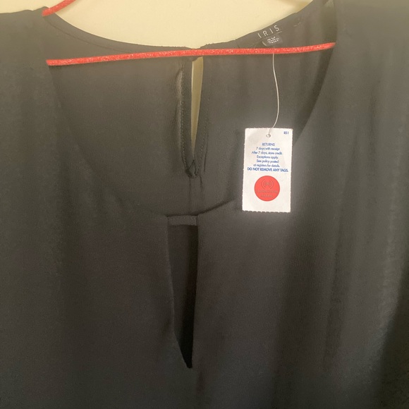 NWT IRIS TOP - Picture 2 of 11